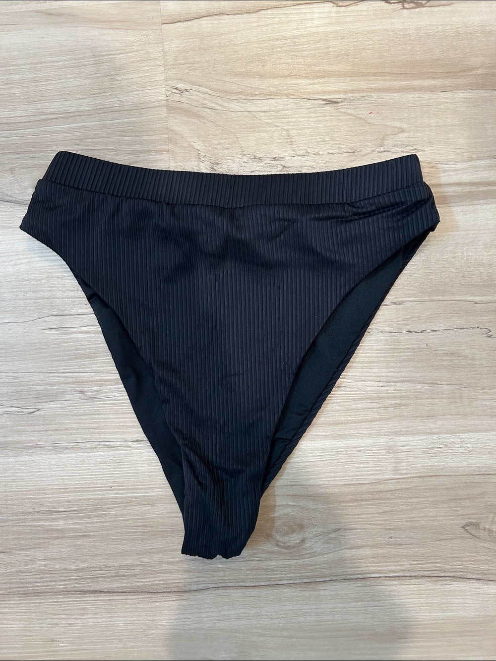High-Waisted Black Ribbed Cheeky swim bottoms - Blushing Brunette